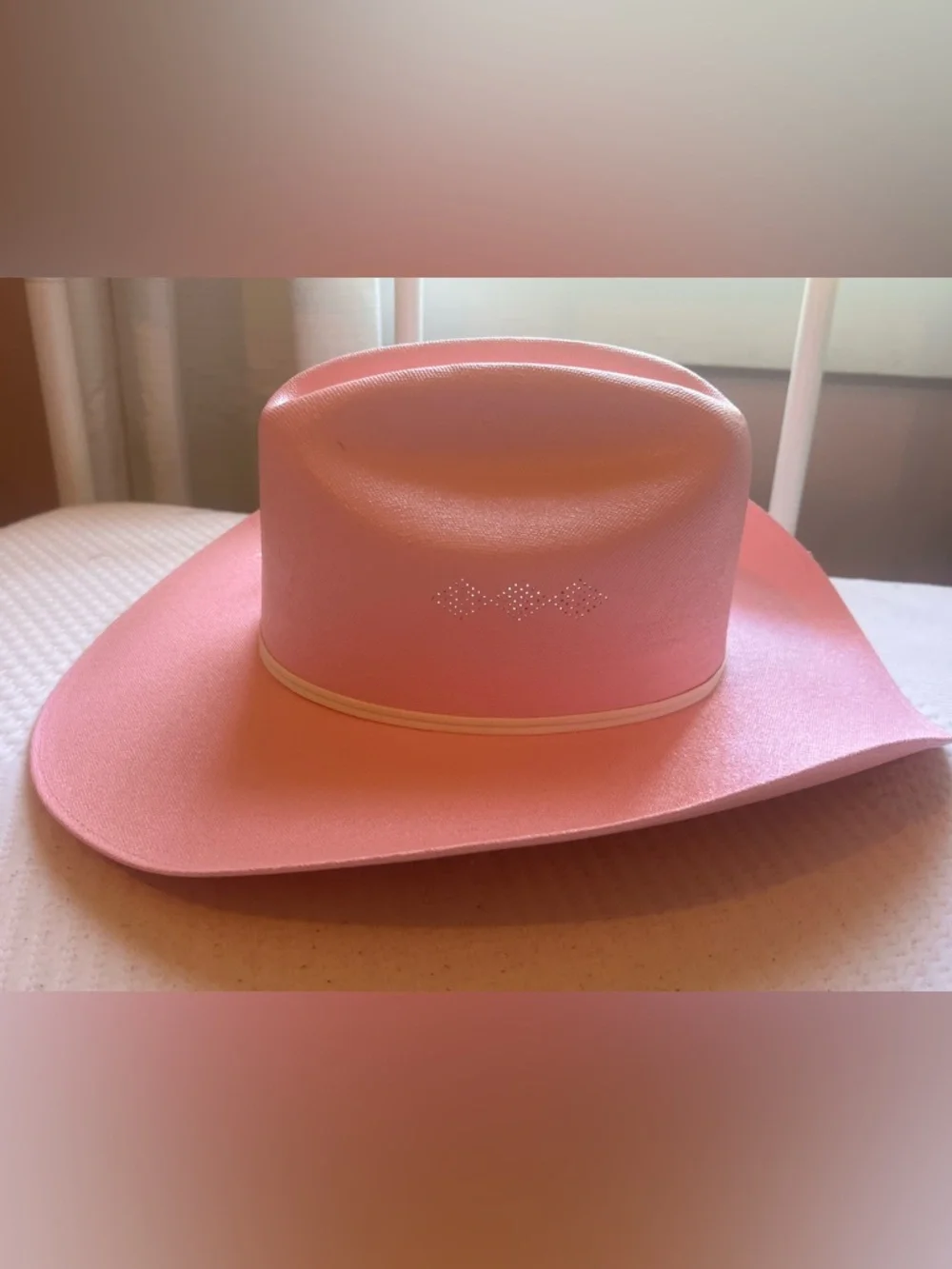 Pink Cowgirl Hat - Picture 3 of 5